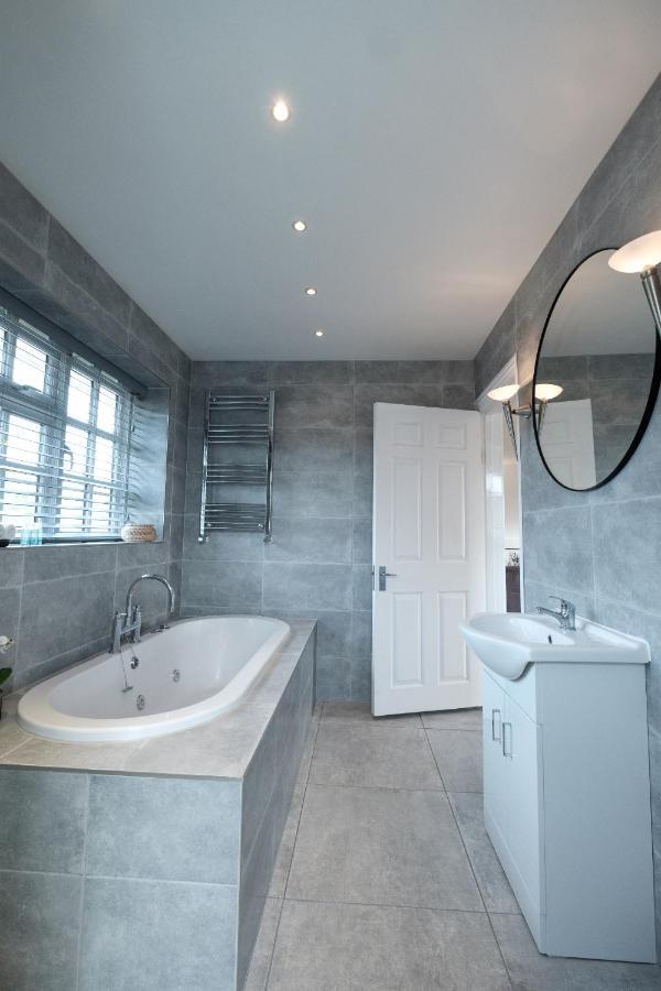 Riverwalk North Apartment Datchet